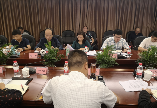 市城管執(zhí)法局強(qiáng)化鐵路沿線環(huán)境治理|| 成果卓效顯著